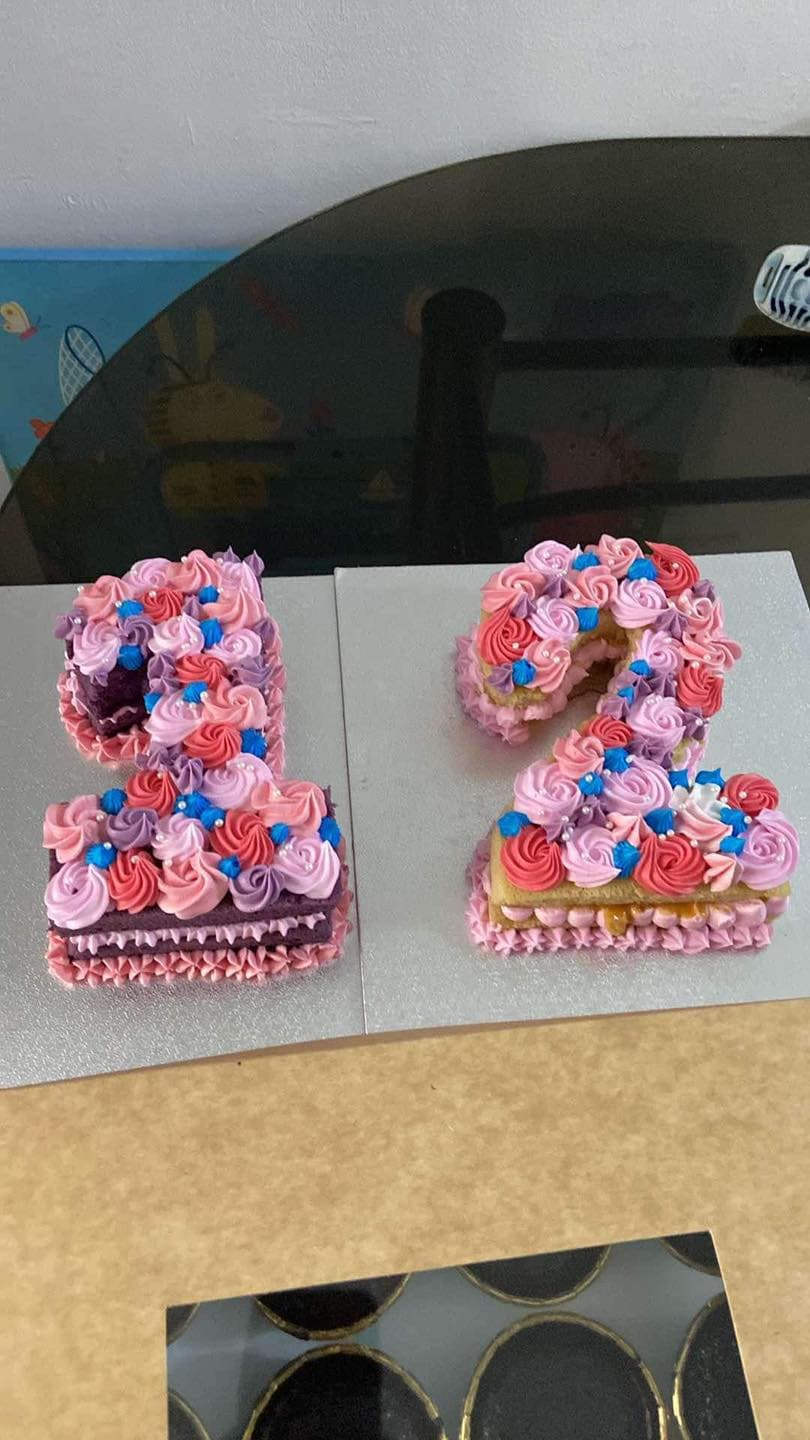 cupcakes cake 11