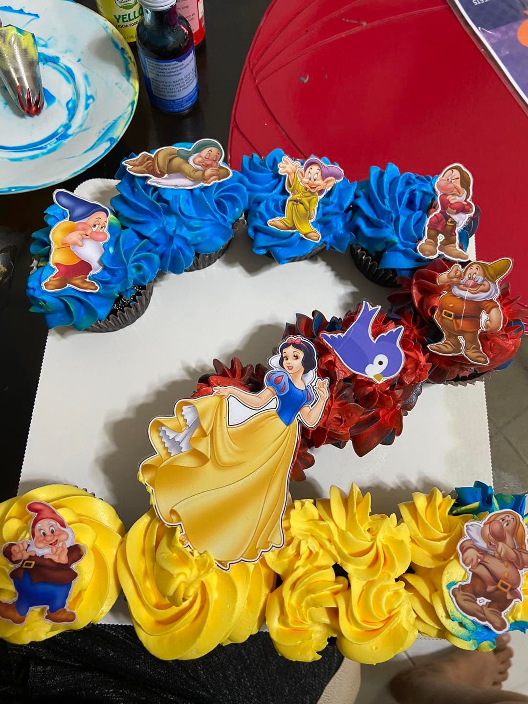 cupcakes cake 5